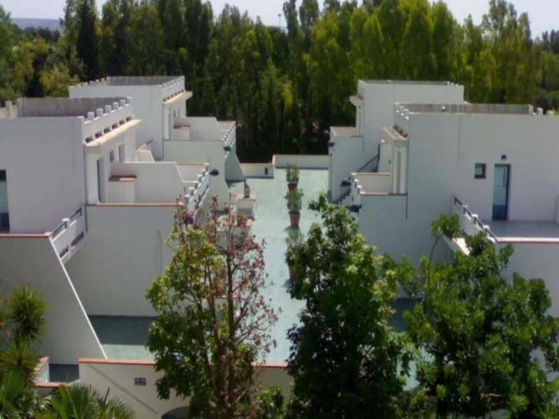 Acacia Marina Hotel Marina di Ragusa Buitenkant foto