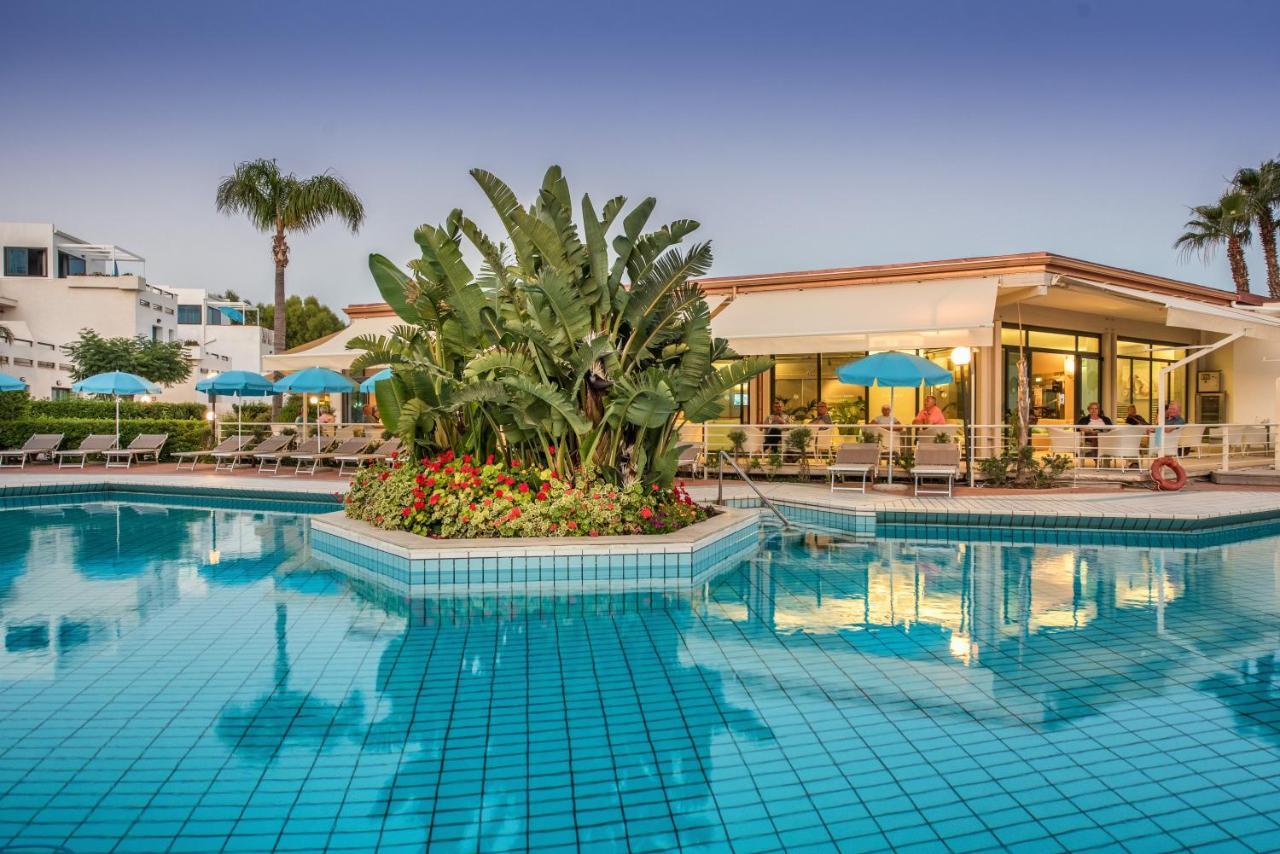Acacia Marina Hotel Marina di Ragusa Faciliteiten foto